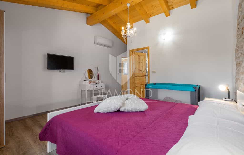 жилой дом в Mališi, Istria County 11822470