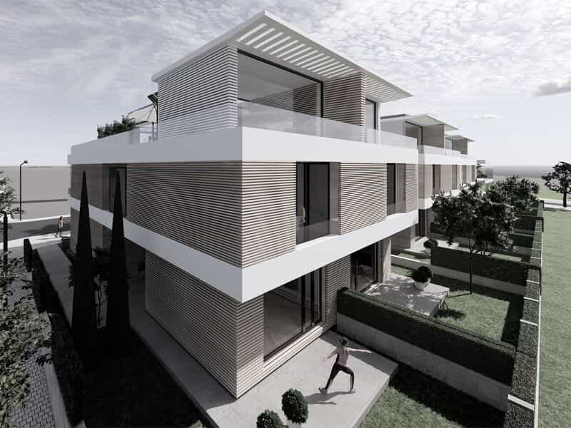 House in Vila Nova de Gaia, Porto District 11822516