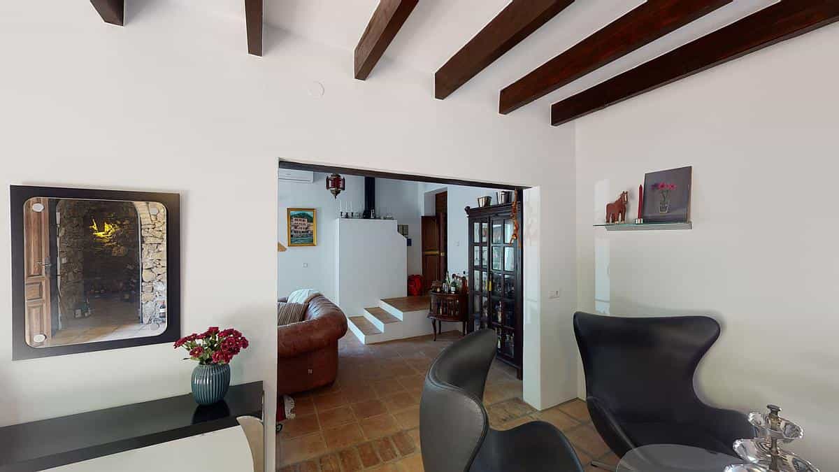 Talo sisään Benajarafe, Andalucía 11822605