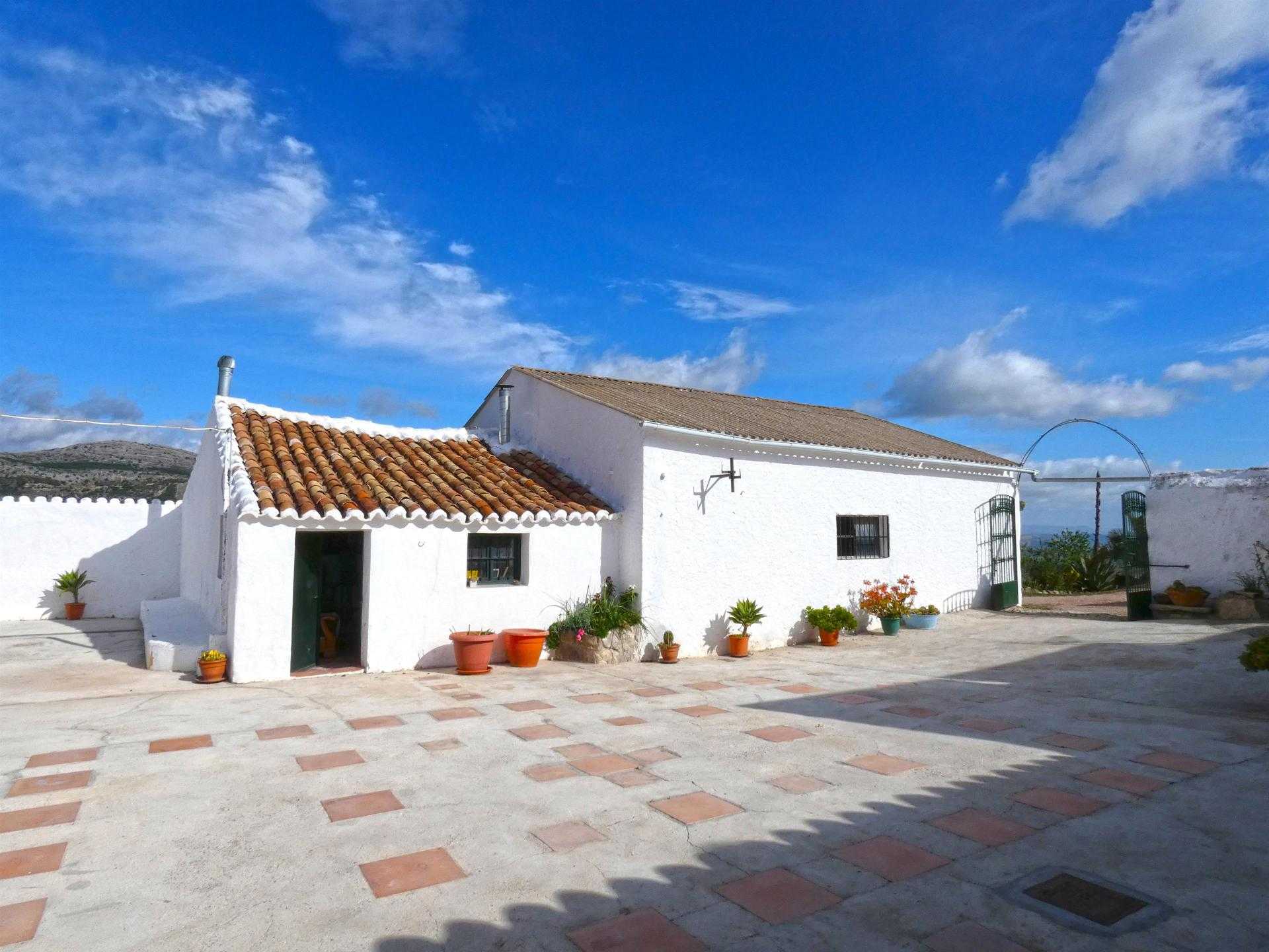 House in Ardales, Andalusia 11822661