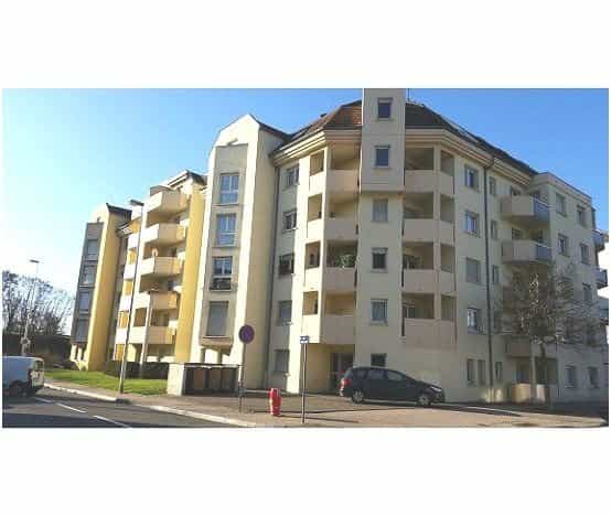 Condominium in Saint-Louis, Grand Est 11822688
