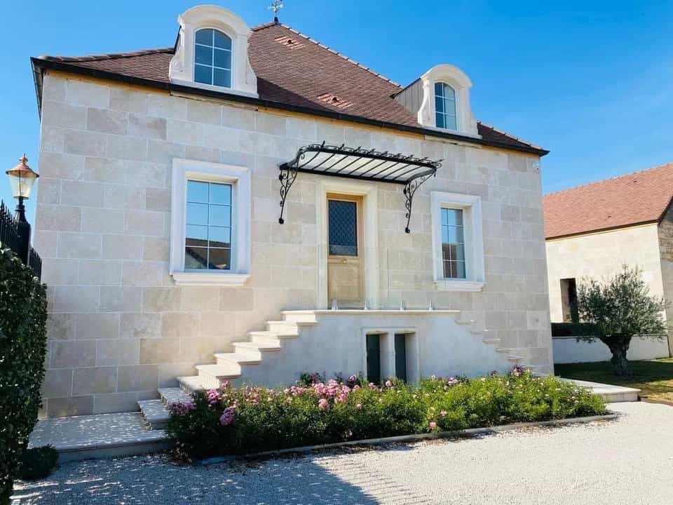 Talo sisään Montrichard, Centre-Val de Loire 11822730