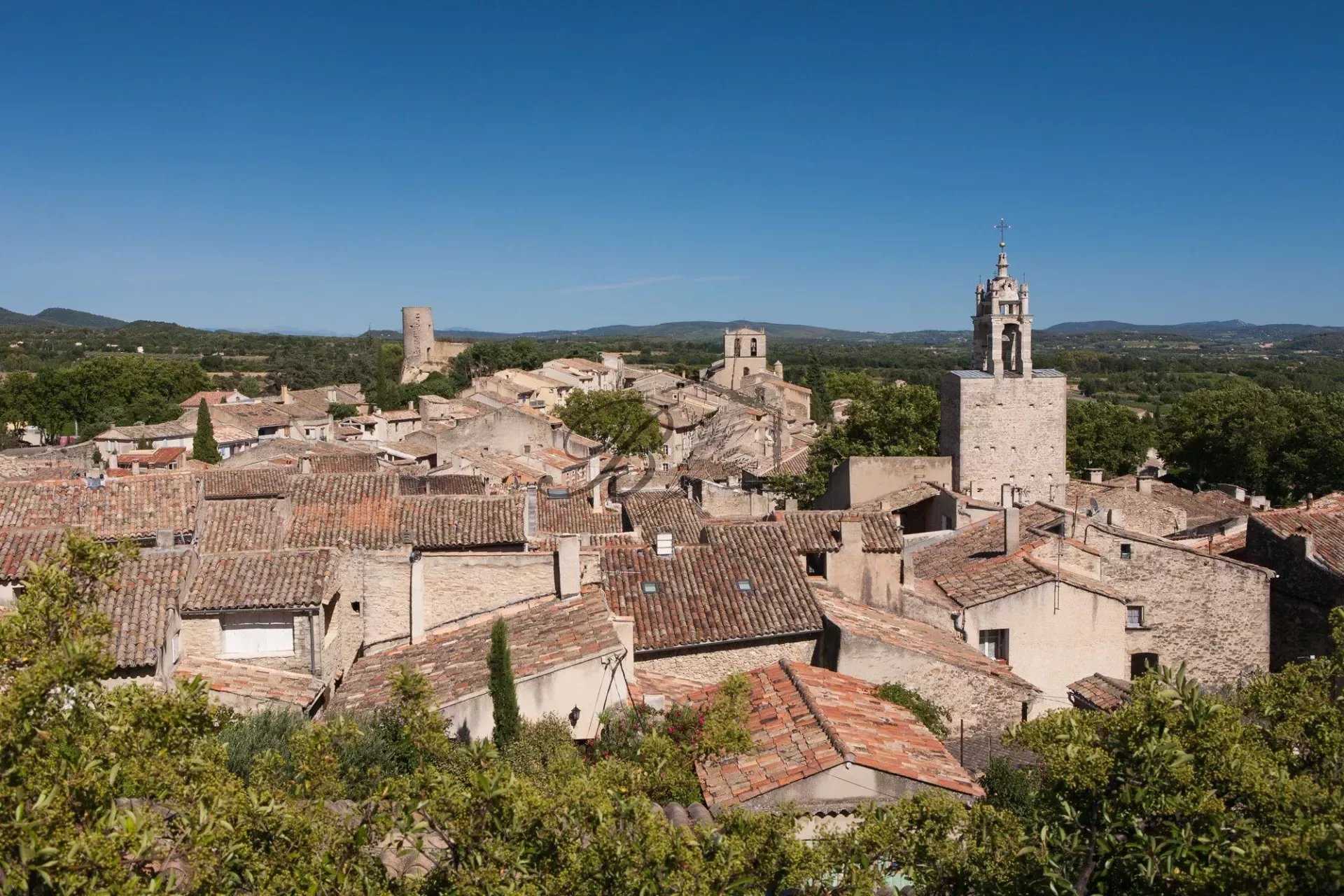 Andet i Cucuron, Provence-Alpes-Cote d'Azur 11822731