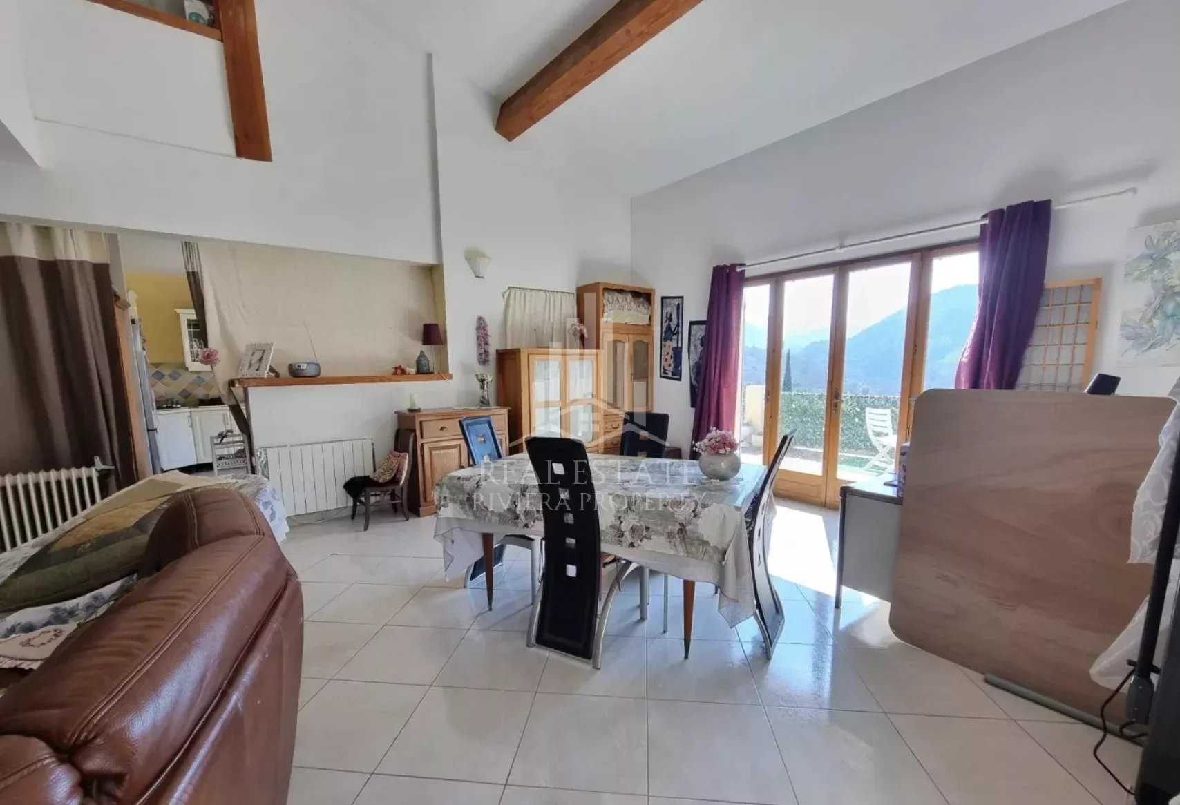 بيت في L'Escarene, Provence-Alpes-Cote d'Azur 11822888