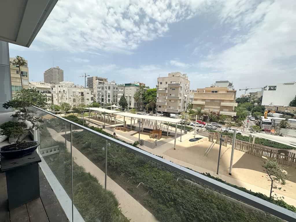Kondominium dalam Tel Aviv-Yafo, Arlozorov Street 11823187