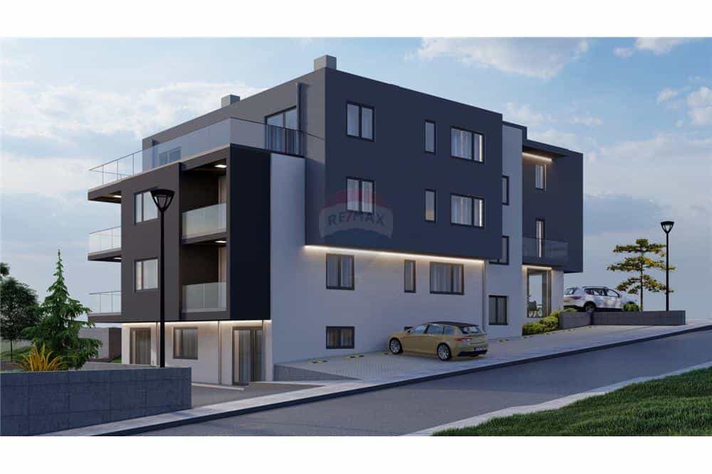 Condominium in Varna, Varna 11823203