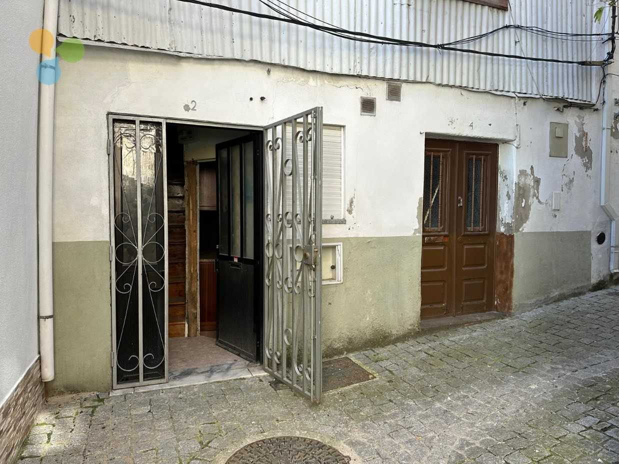 Dom w Covilha, Castelo Branco 11823206