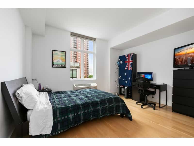Condominium in Manhattan, New York 11823371