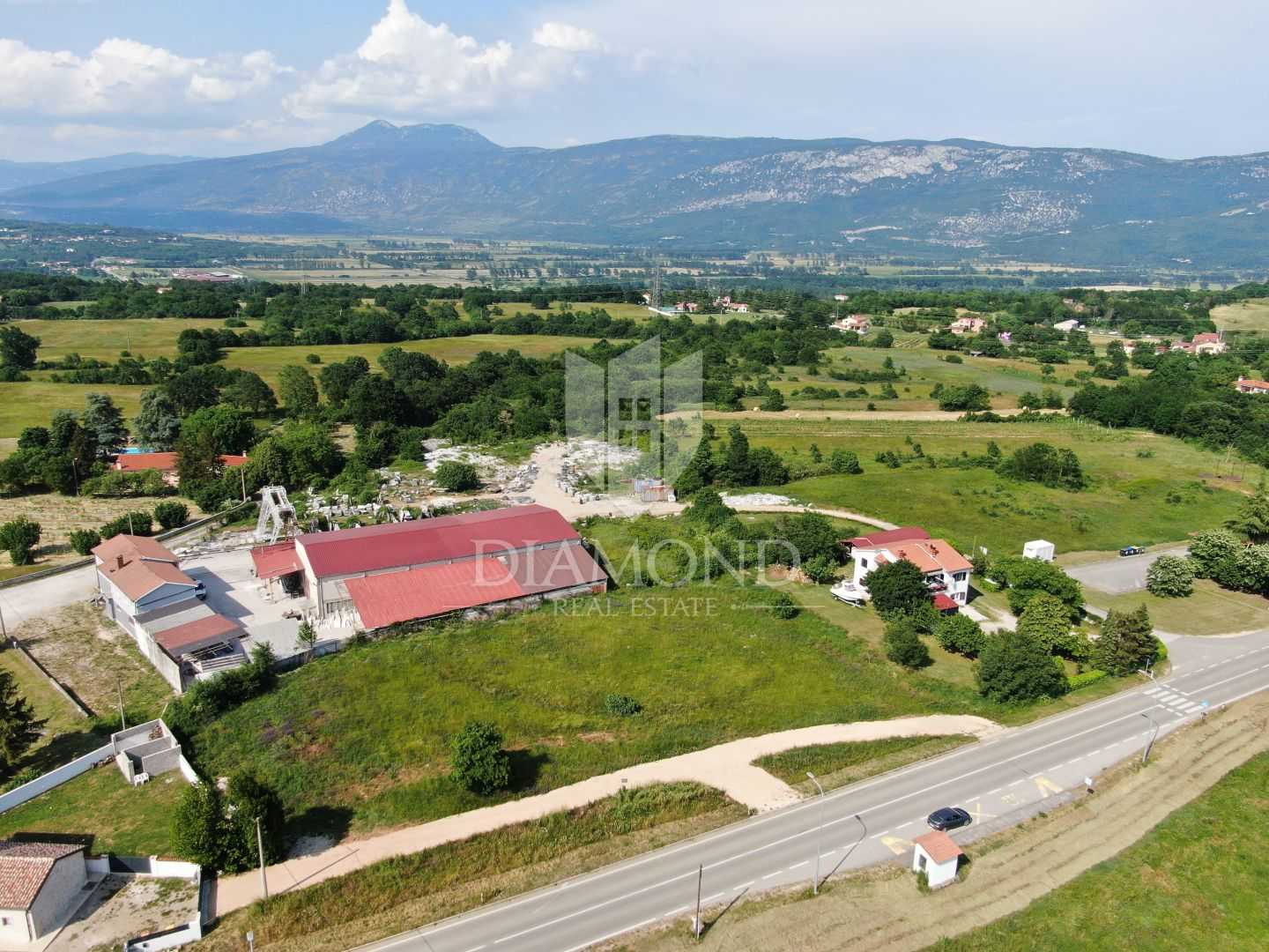 Land in Kršan, Istria County 11823653