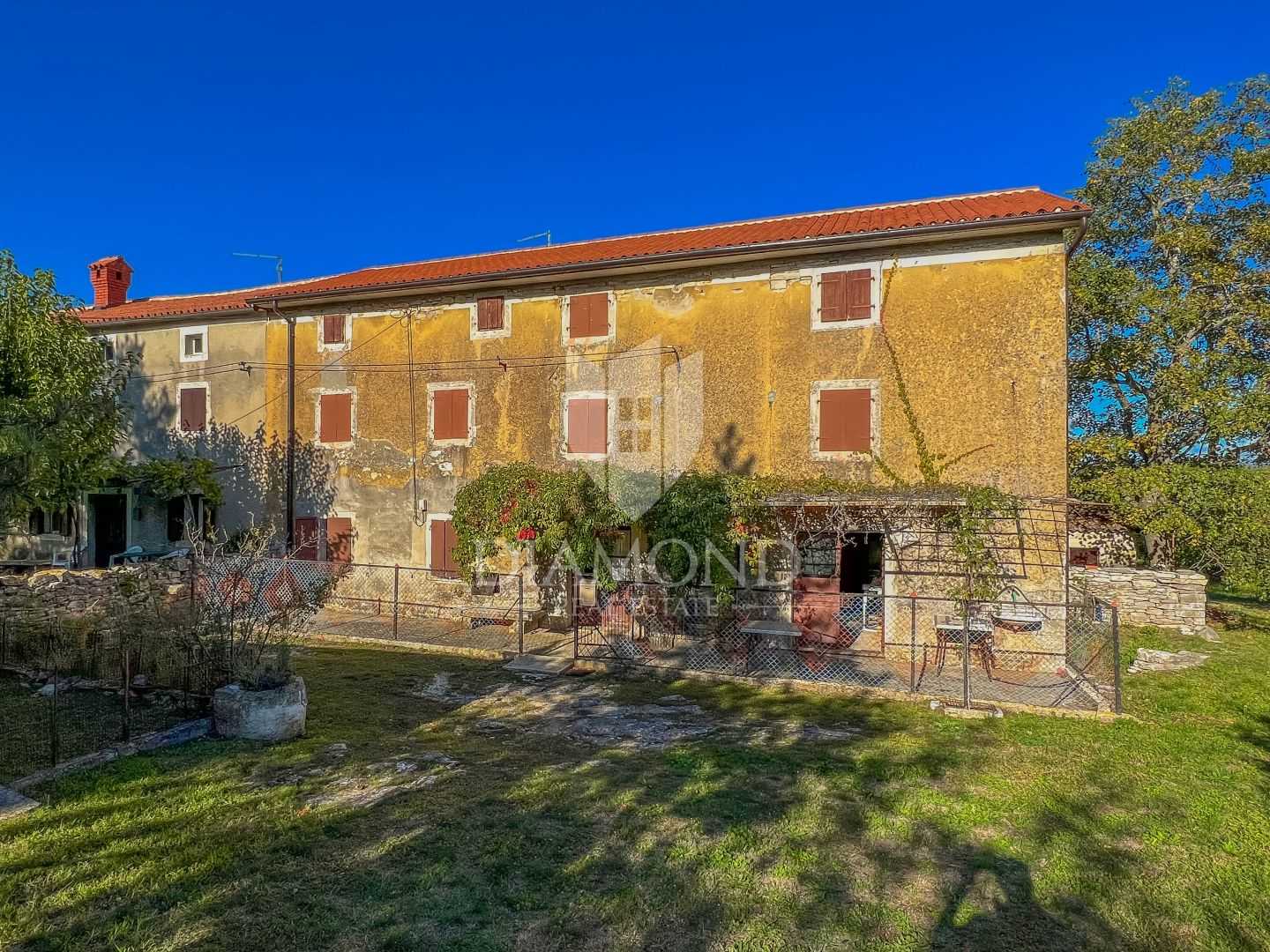 House in Buje, Istria County 11823667