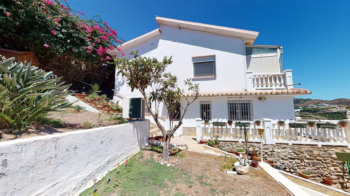 House in Torrox, Andalucía 11823878