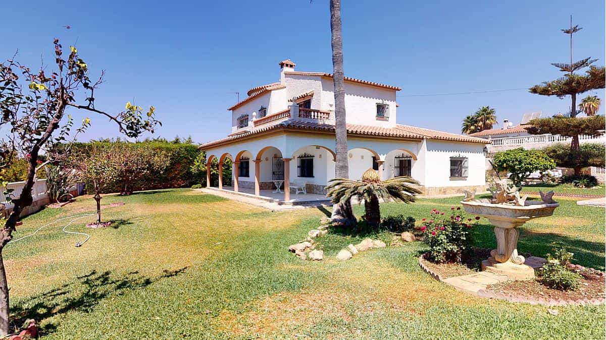 σπίτι σε Mezquitilla, Andalusia 11823930