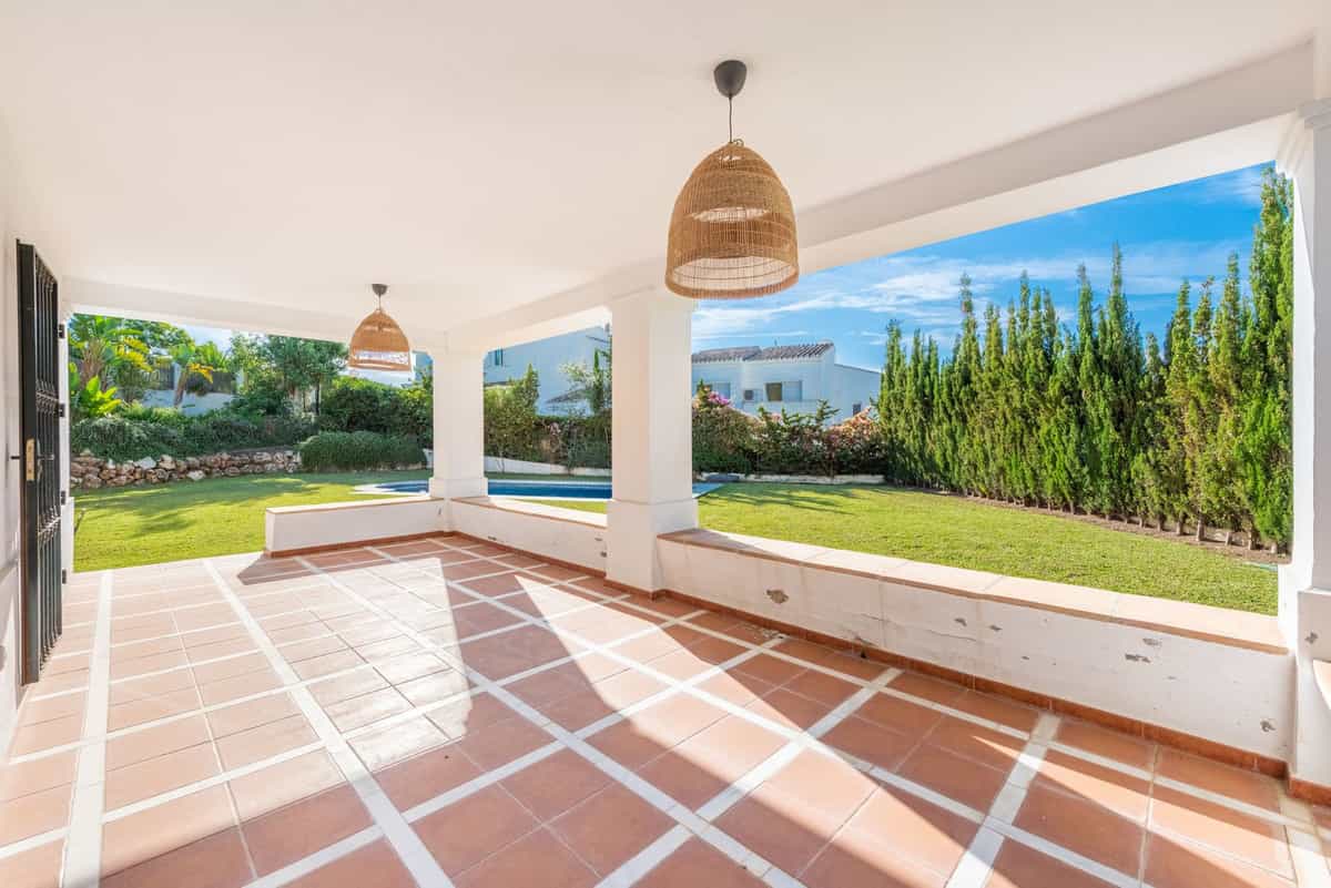 Huis in Marbella, Andalucía 11824159