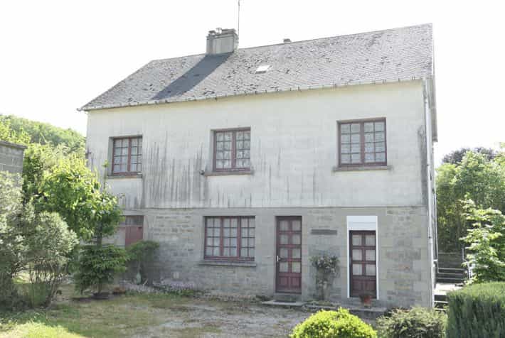 집 에 Juvigny-le-Tertre, 노르망디 11825107