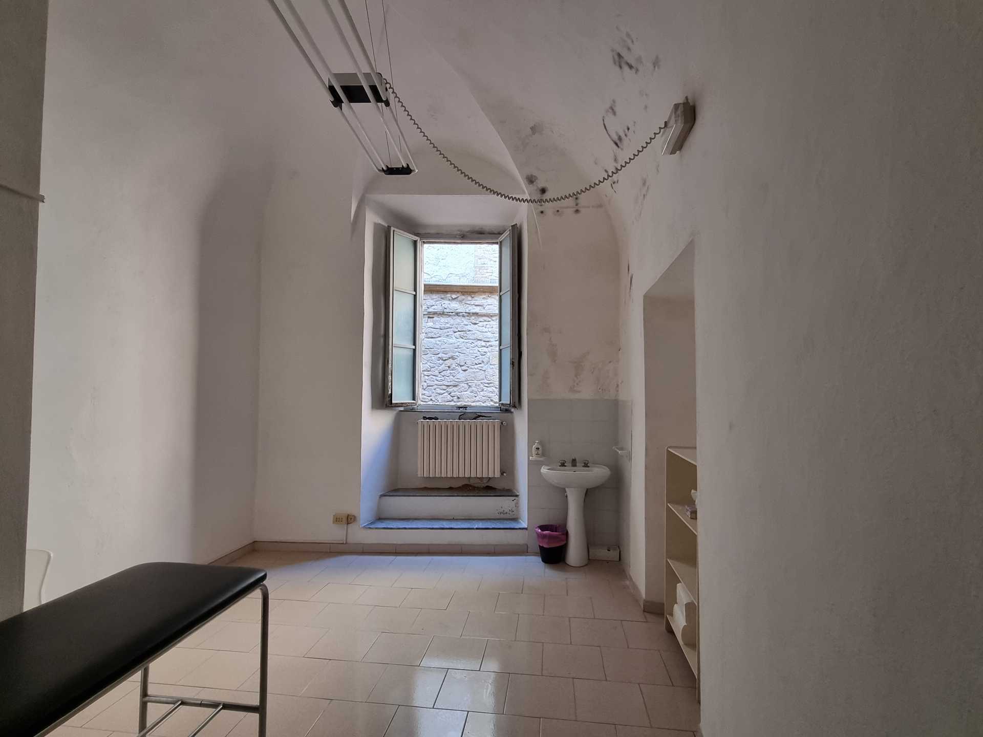 Kantoor in Volterra, Tuscany 11826412