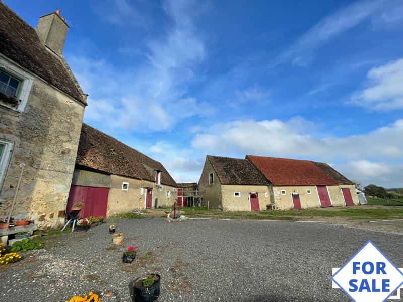 Hus i Saint-Martin-du-Vieux-Belleme, Normandie 11826596