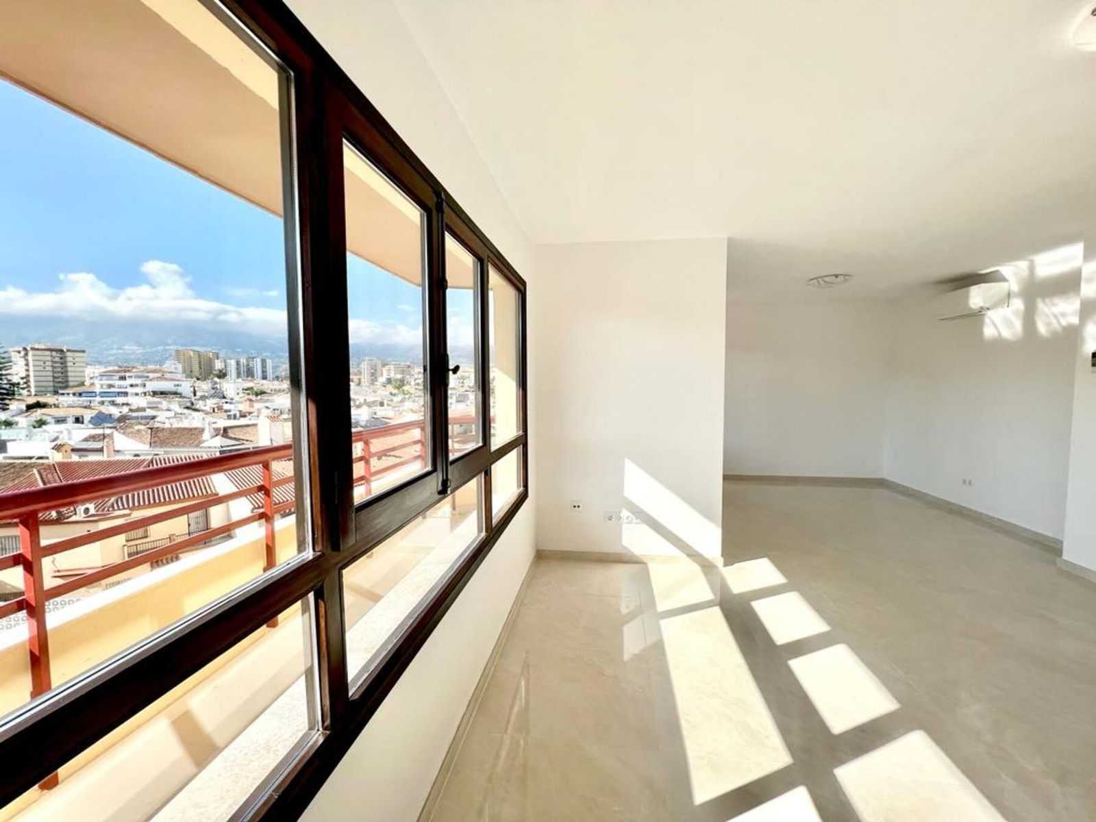Condominium dans Fuengirola, Andalucía 11828050