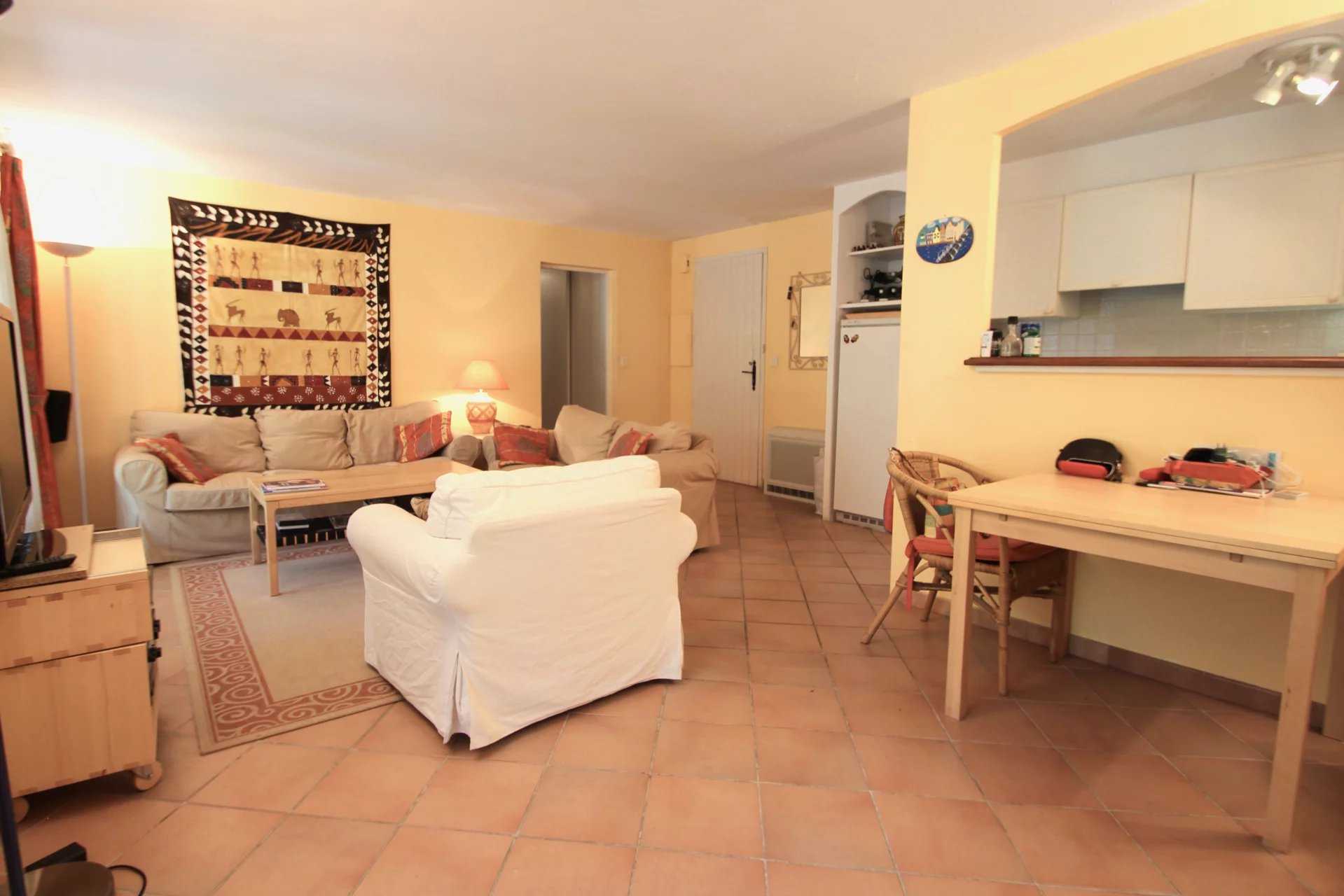 公寓 在 Saint-Raphaël, Var 11828075