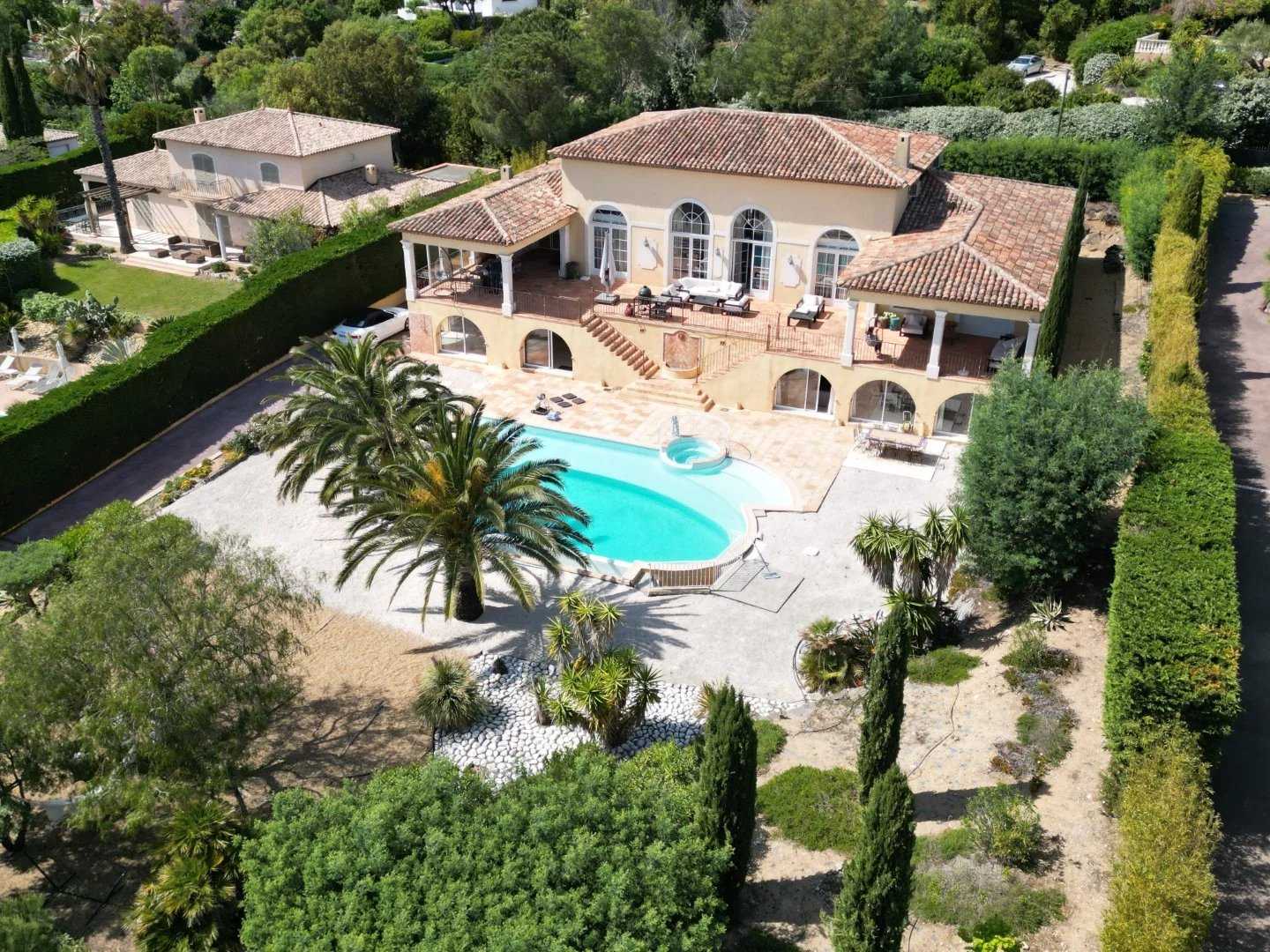 Hus i Sainte-Maxime, Provence-Alpes-Cote d'Azur 11828085