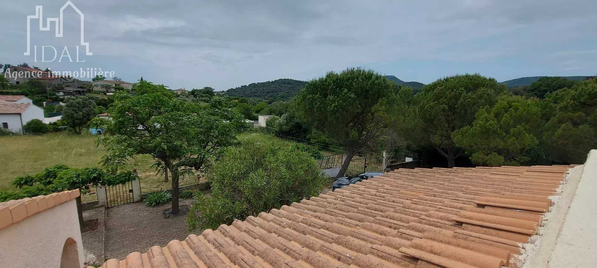 Будинок в Alès, Gard 11828132