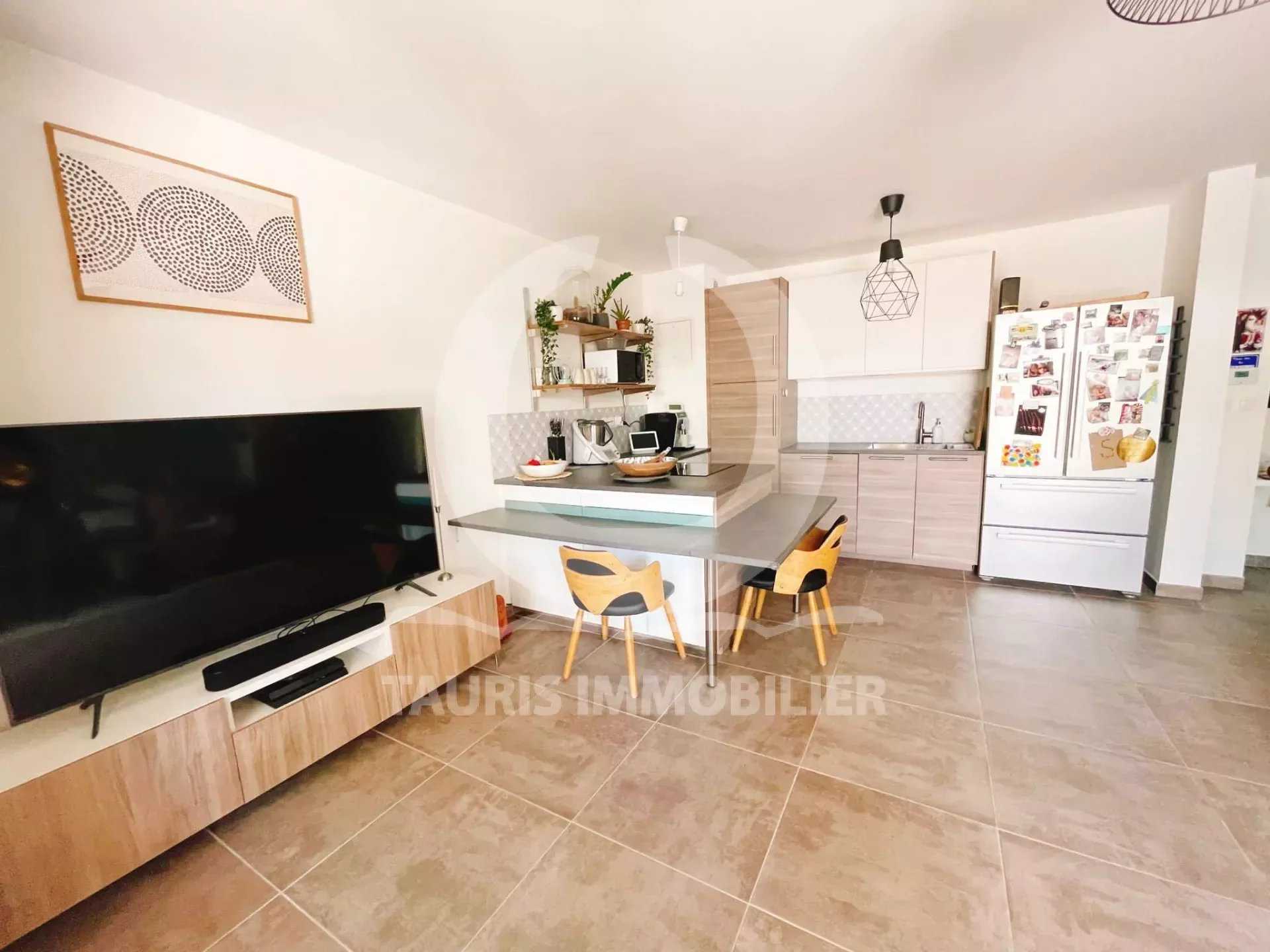 公寓 在 Mazargues, Provence-Alpes-Cote d'Azur 11828135