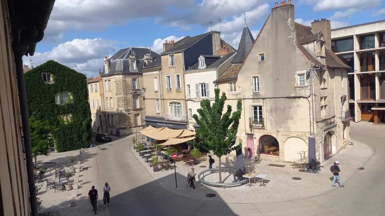 Condominium in Poitiers, Nouvelle-Aquitaine 11828151