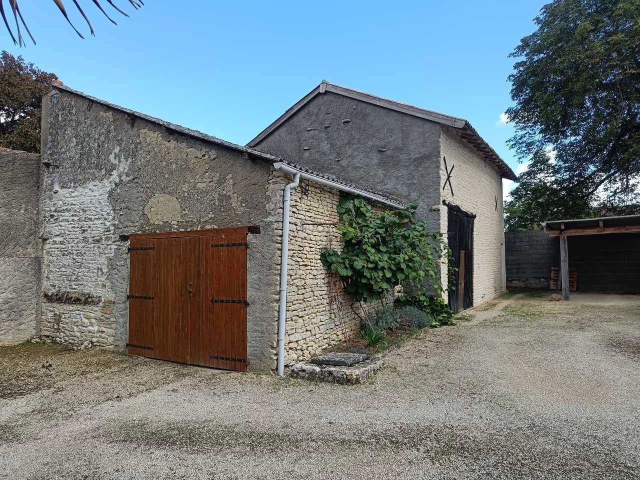rumah dalam Maisonneuve, Vienne 11828159