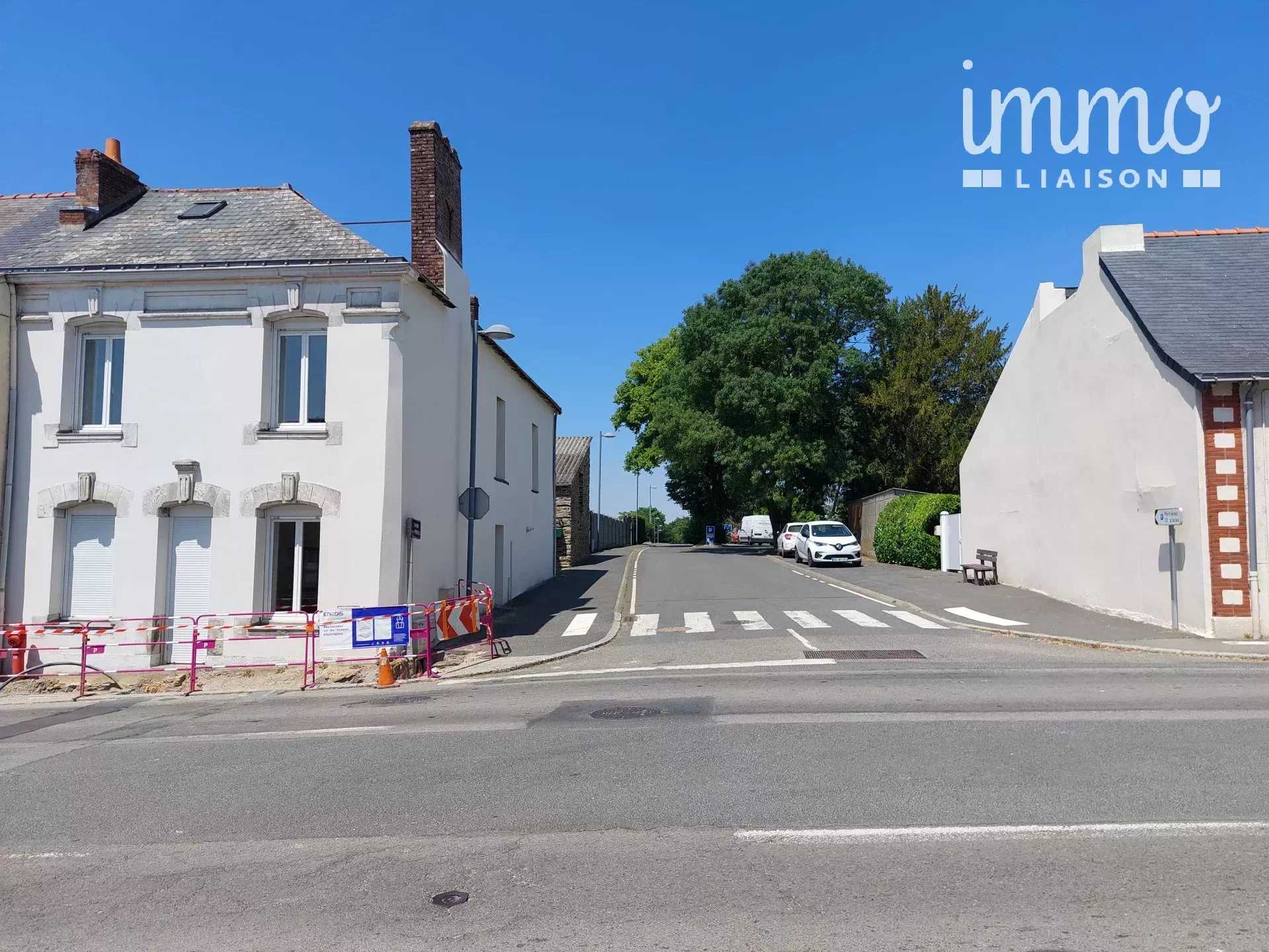 Multiple Houses in Nort-sur-Erdre, Pays de la Loire 11828251