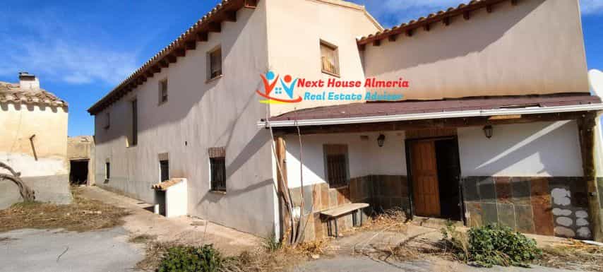 жилой дом в Велес Рубио, Андалусия 11828336