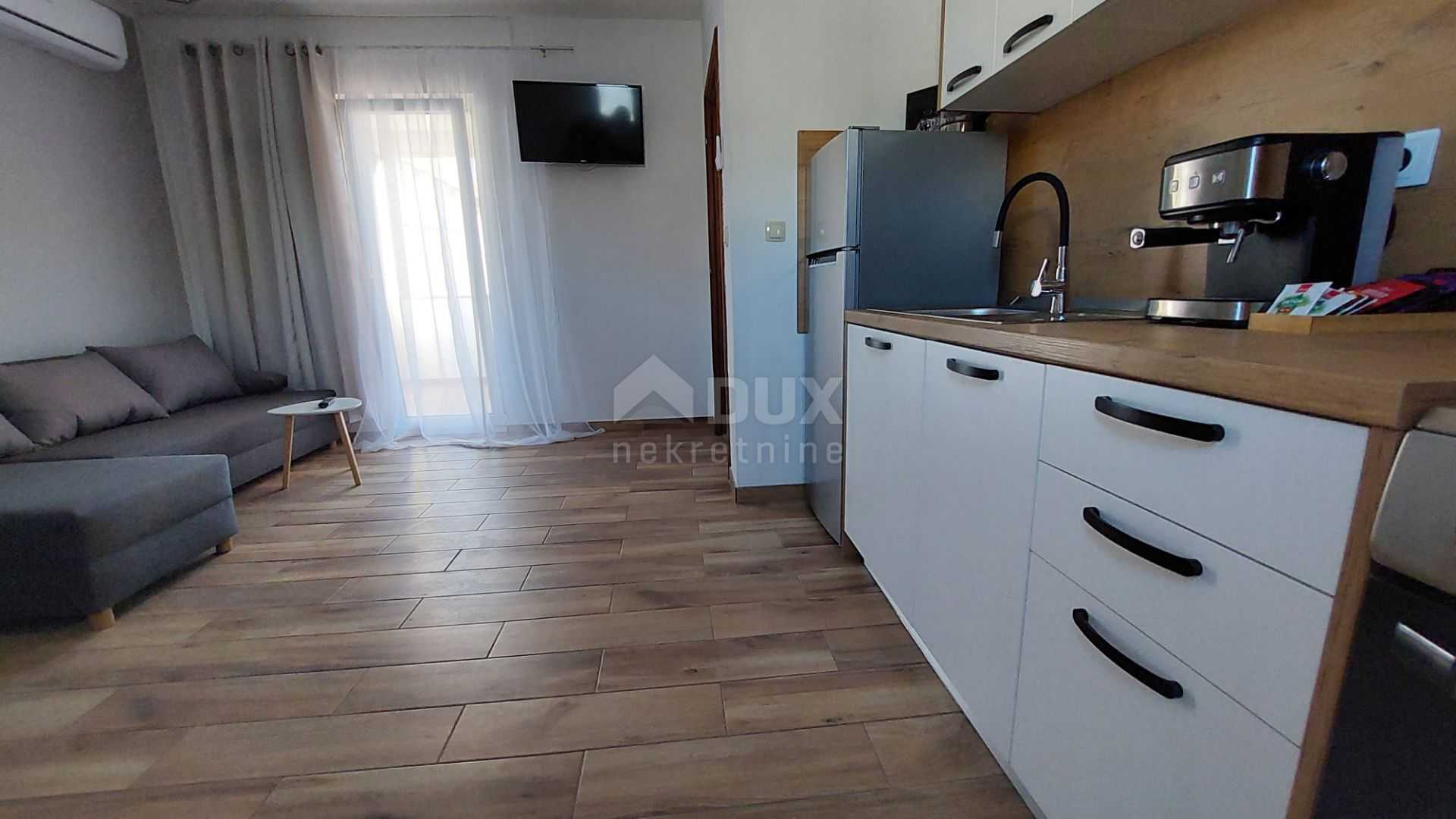 casa en Biograd na Moru, Zadar County 11828401