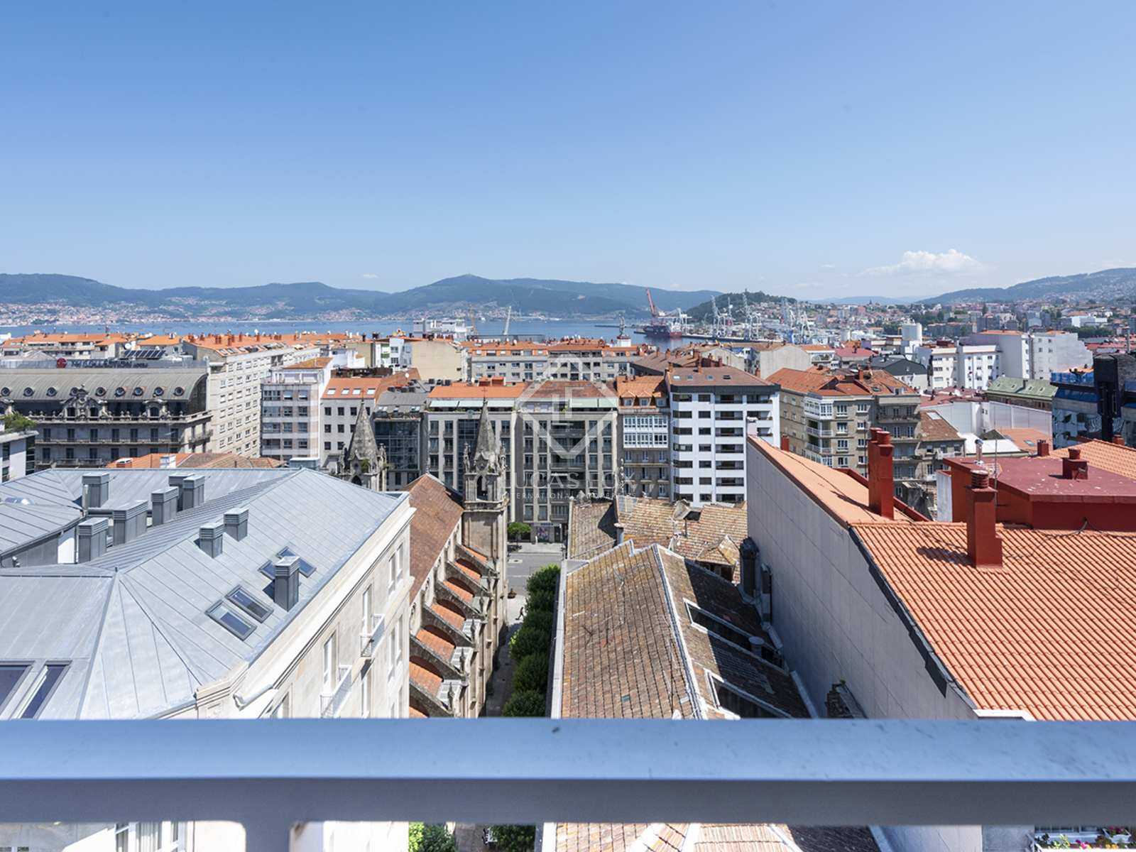 Condominium in Vigo, Galicia 11828528