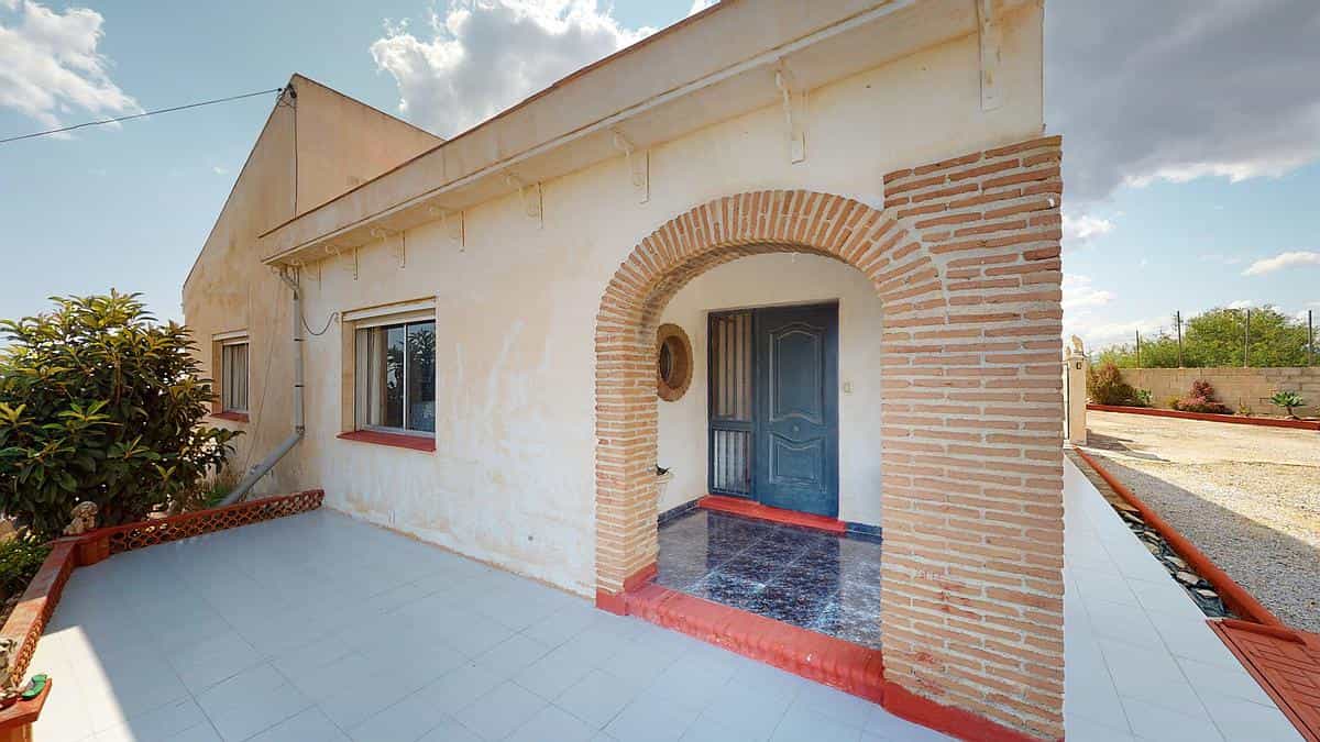 Huis in Vélez-Málaga, Andalucía 11828889