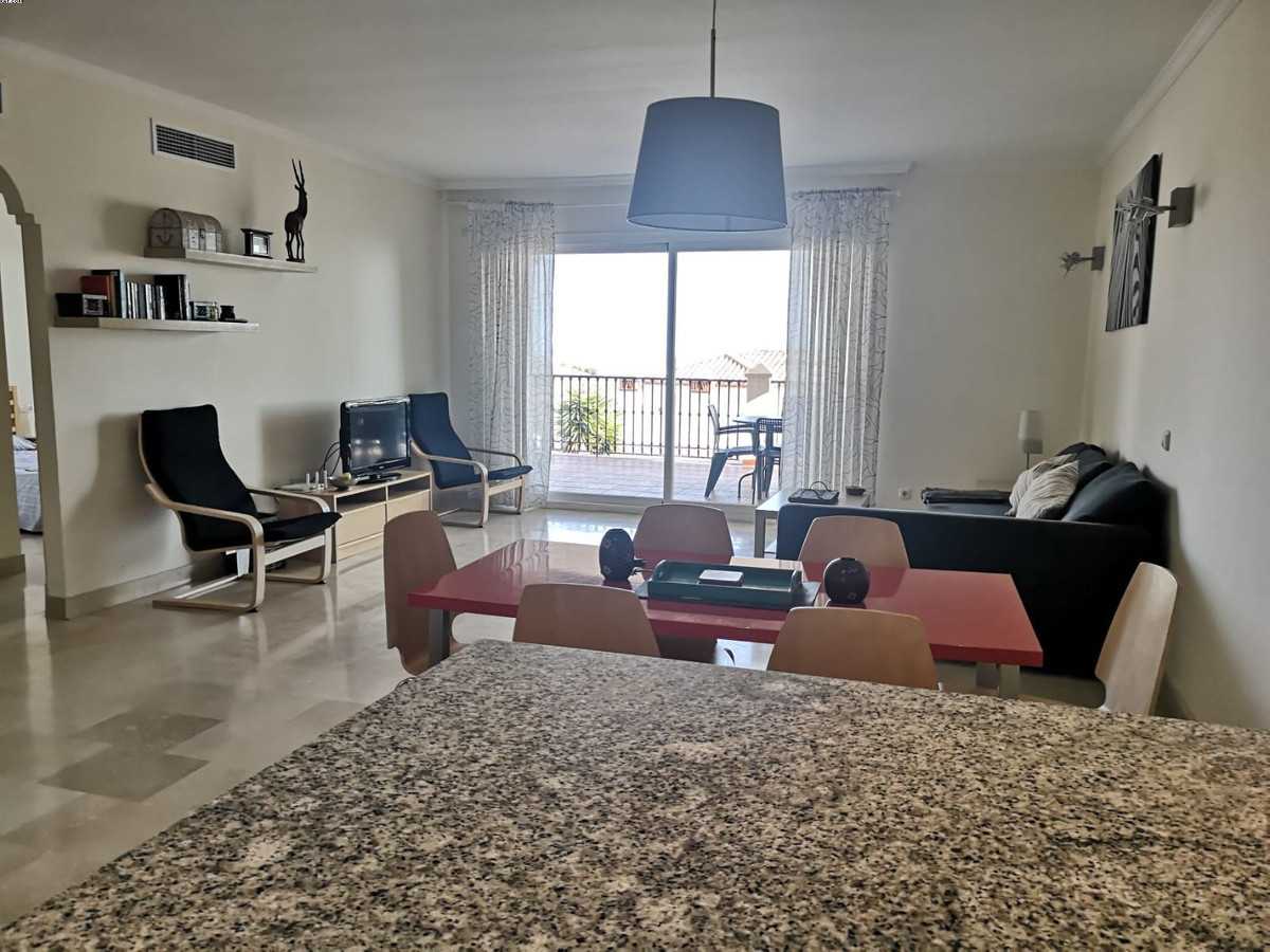Condominium in Fuengirola, Andalusia 11829386