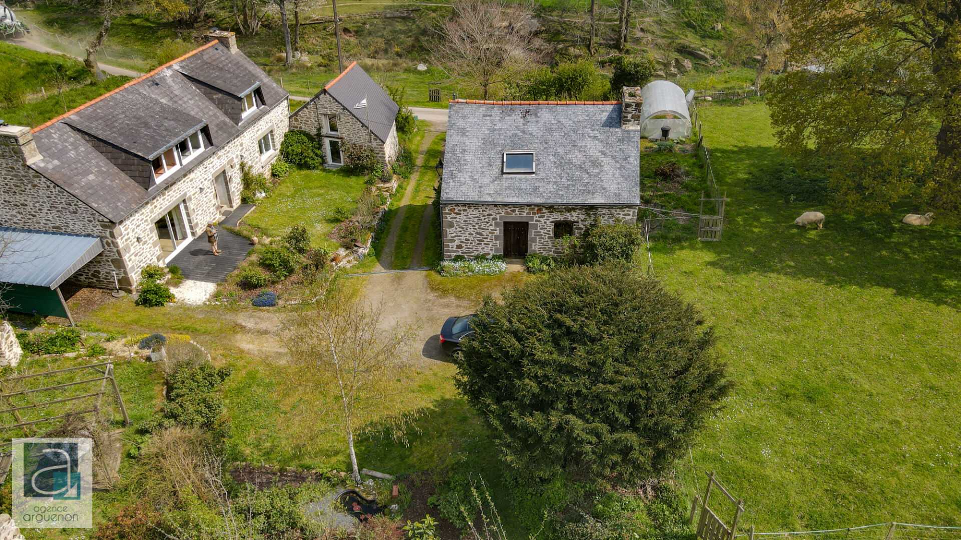 房子 在 Plénée-Jugon, Brittany 11830248