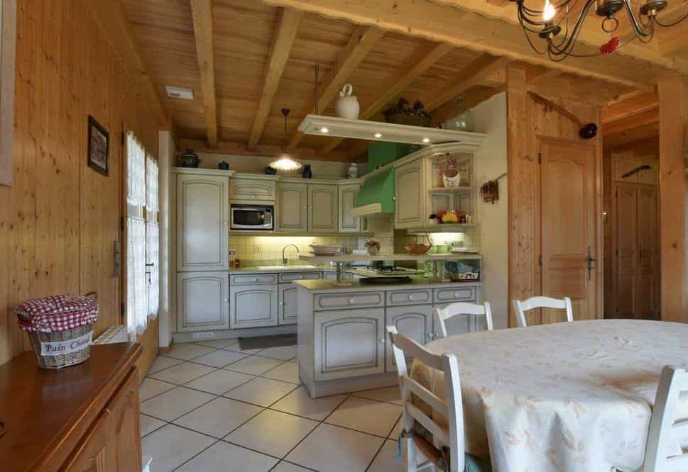 Dom w La Chapelle-d'Abondance, Owernia-Rodan-Alpy 11830262
