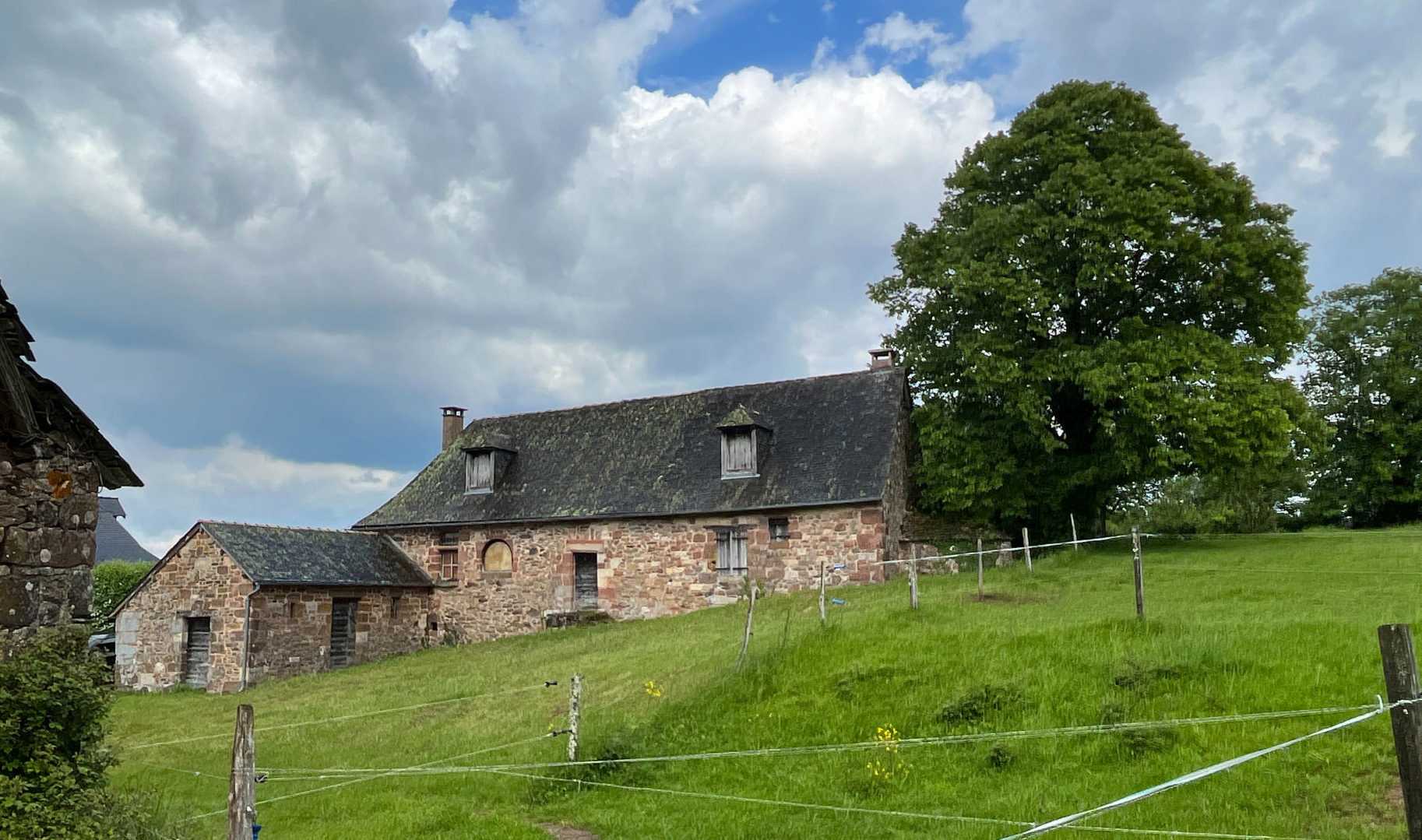 Hus i Terrasson-Lavilledieu, Nouvelle-Aquitaine 11830393