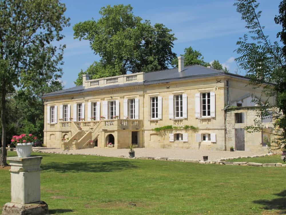Andere in Blaye, Nouvelle-Aquitaine 11830694