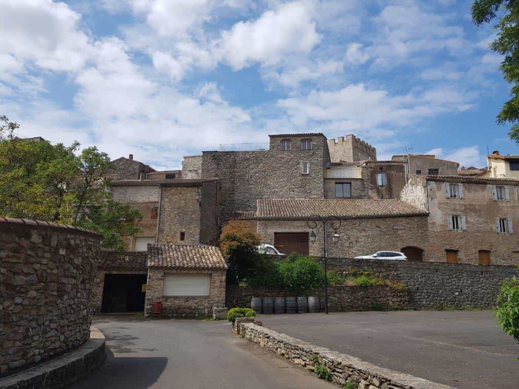 Talo sisään Caussiniojouls, Occitanie 11830999
