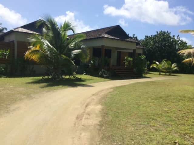 House in Desroches Island,  11831000