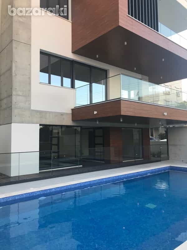 Condominium in Limasol, Lemesos 11831871