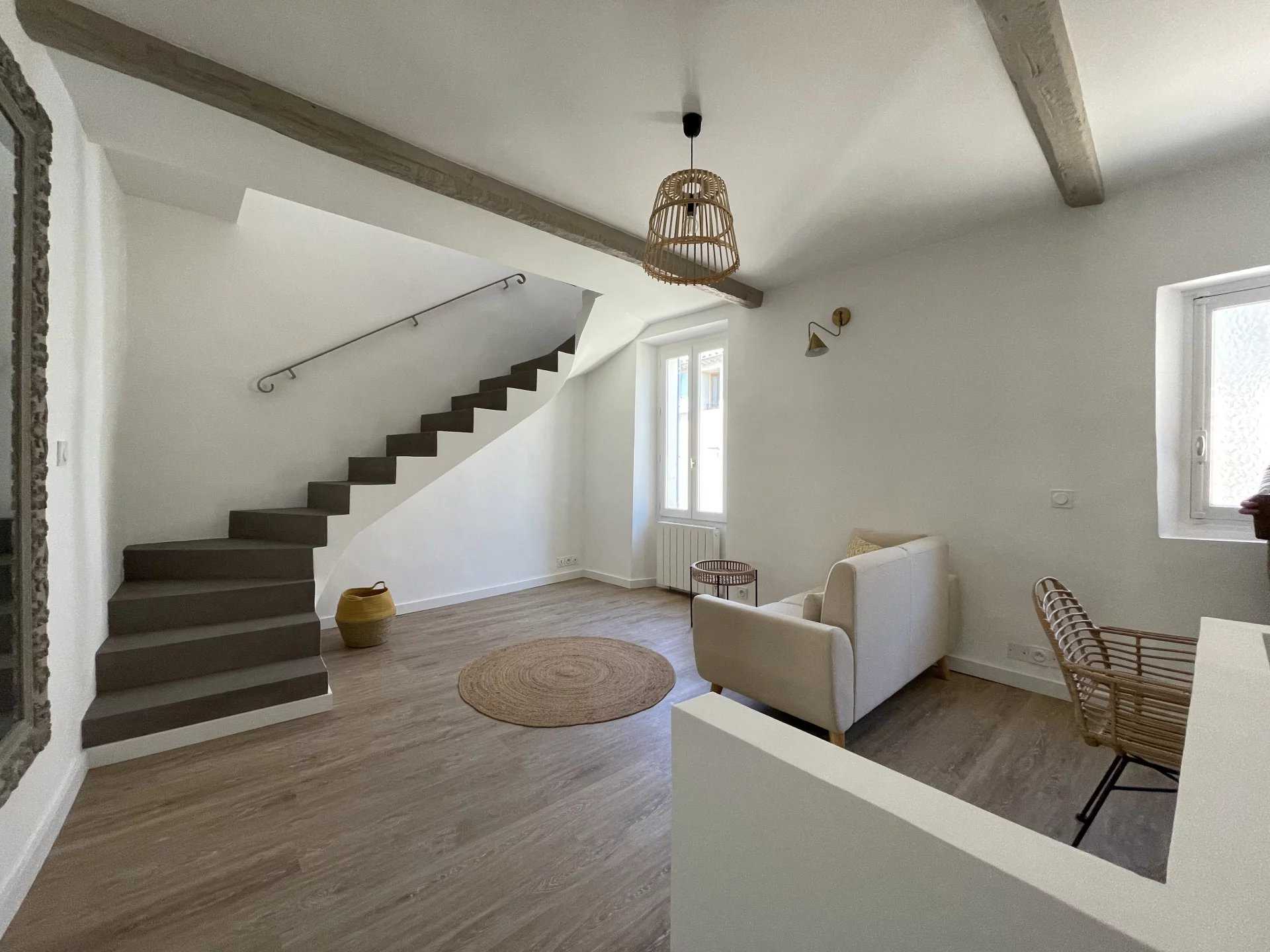 House in Pertuis, Provence-Alpes-Cote d'Azur 11832214