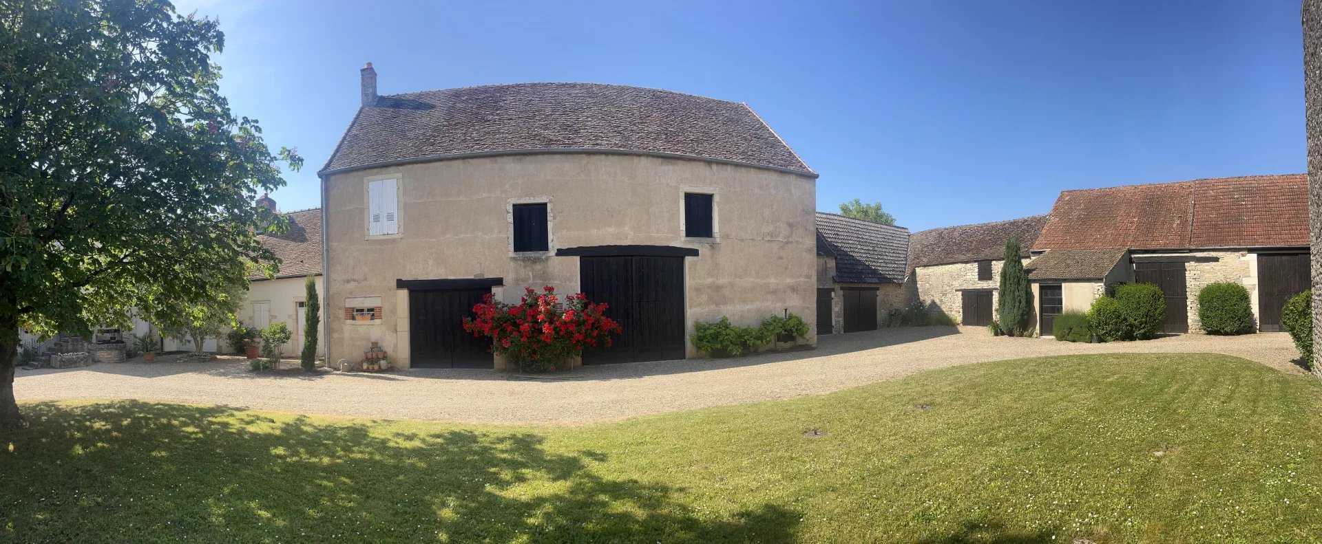 жилой дом в Montrichard, Centre-Val de Loire 11832216