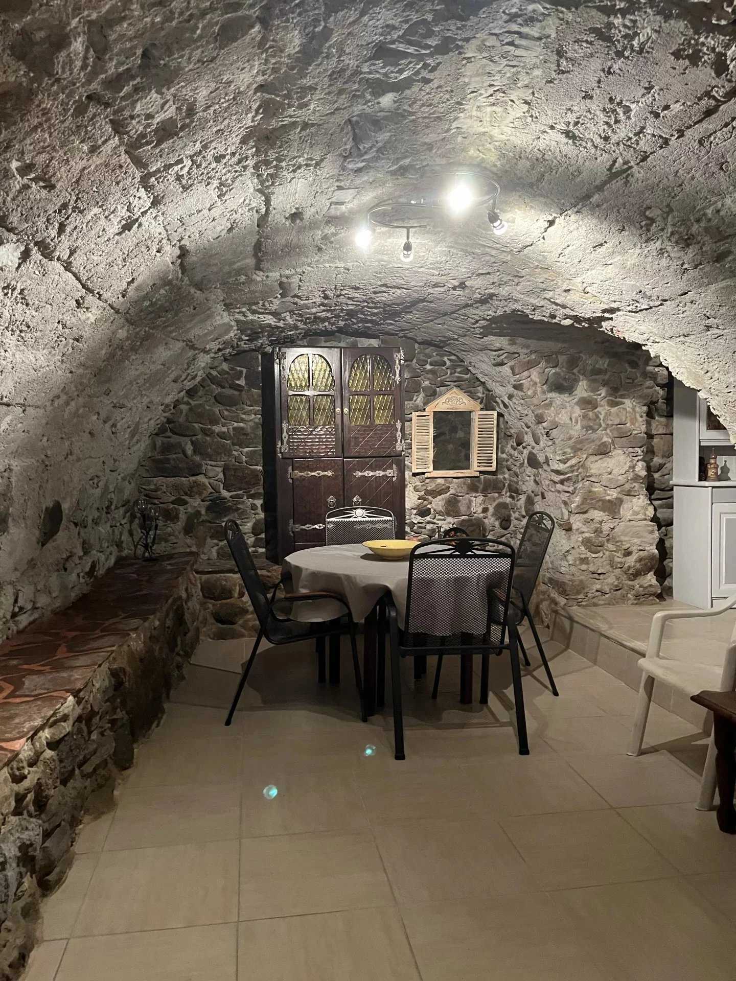 Кондоминиум в Breil-sur-Roya, Provence-Alpes-Cote d'Azur 11832247