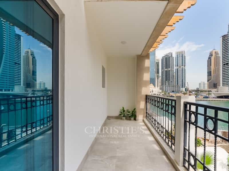 公寓 在 Dubai, Dubai 11832374