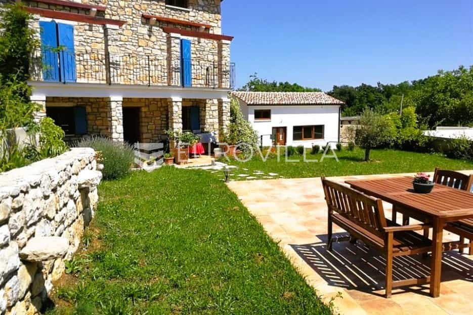 House in Nedescina, Istarska Zupanija 11832405