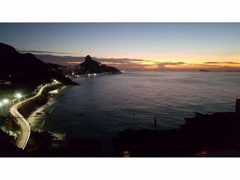 Інший в , Rio de Janeiro 11832431