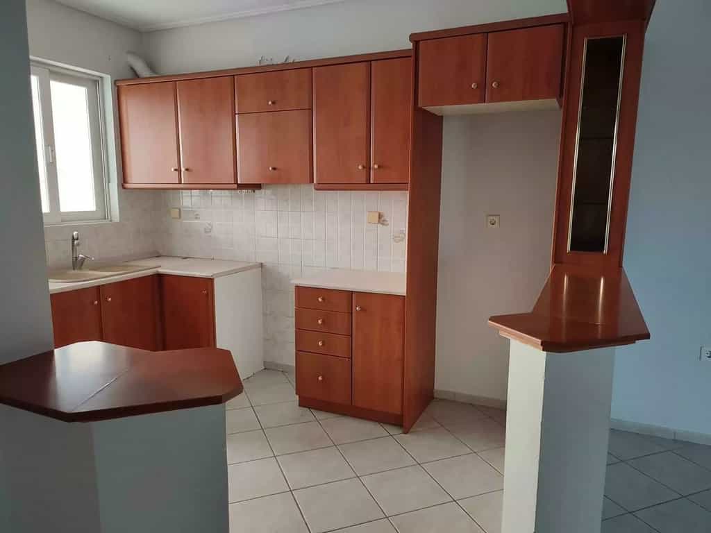 Condominium in Moschato,  11832459