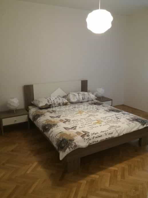 公寓 在 蘇薩克, 濱海邊疆區-山區祖帕尼婭 11832474