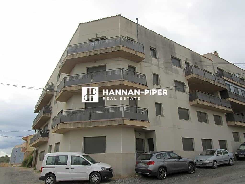 Condominium dans Perello, Catalogne 11832771