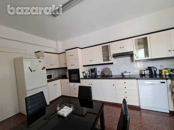 Будинок в Mouttagiaka, Limassol 11834652